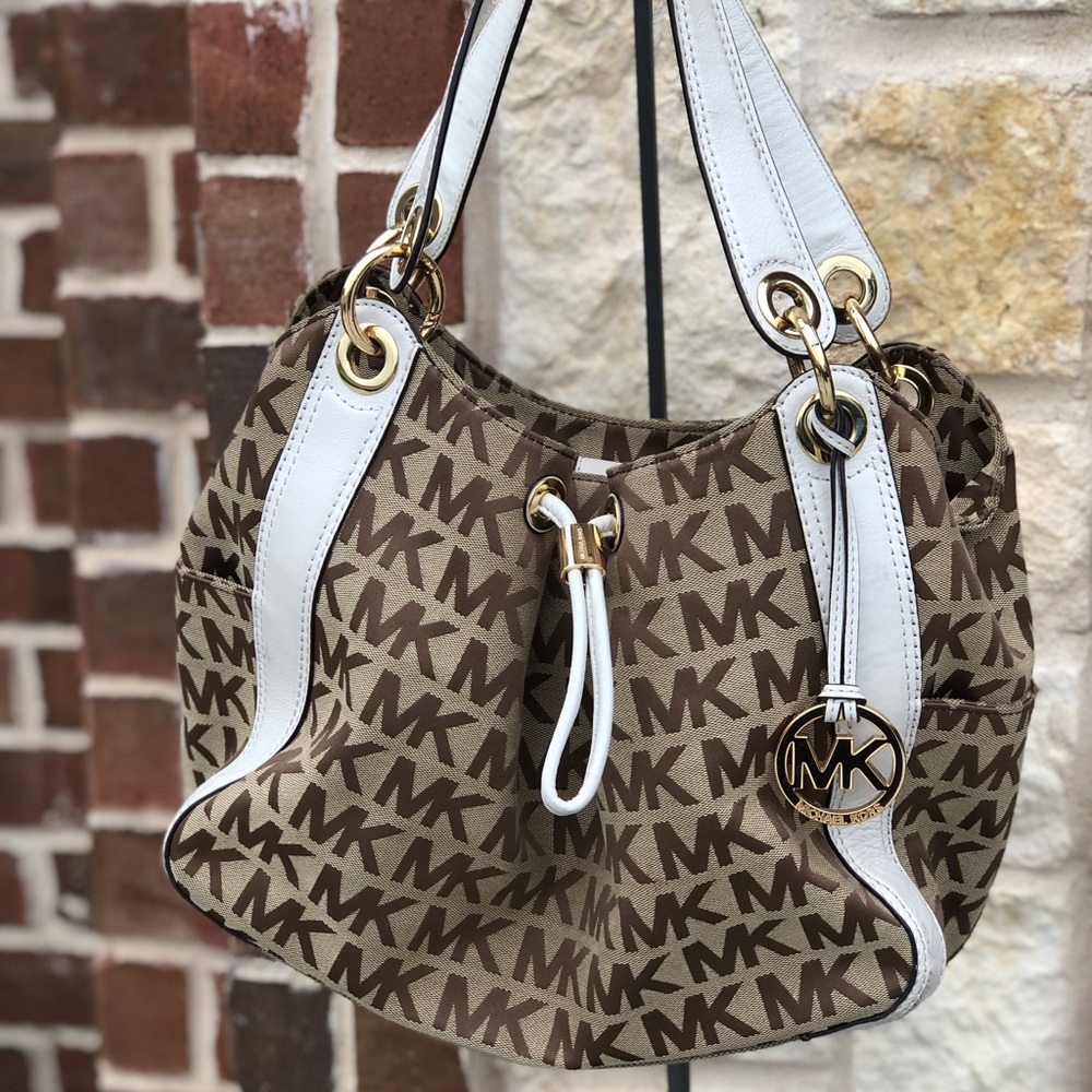 Michael Kors shoulder purse white gold